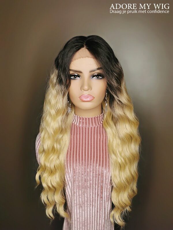 Soñadora: Peluca de encaje rubia