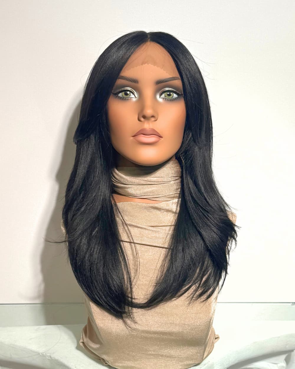 Eleanor: Eleanor zwart kort Synthetische Wig