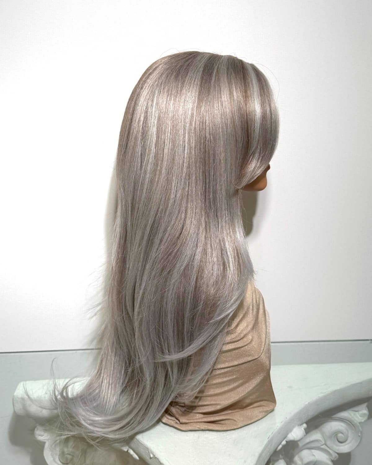 Velvet : Silver Synthetische Wig