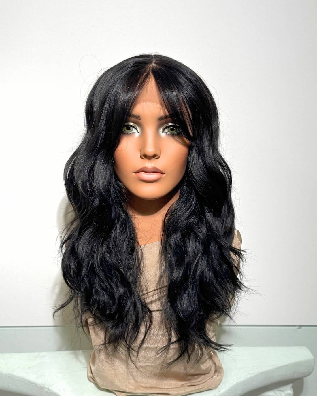 Vivienne : zwarte Synthetische Wig