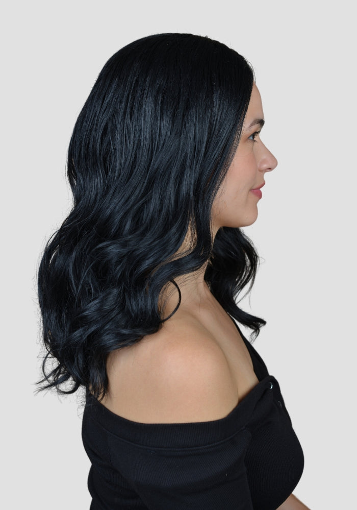 Accomplish: Halflange Pruik