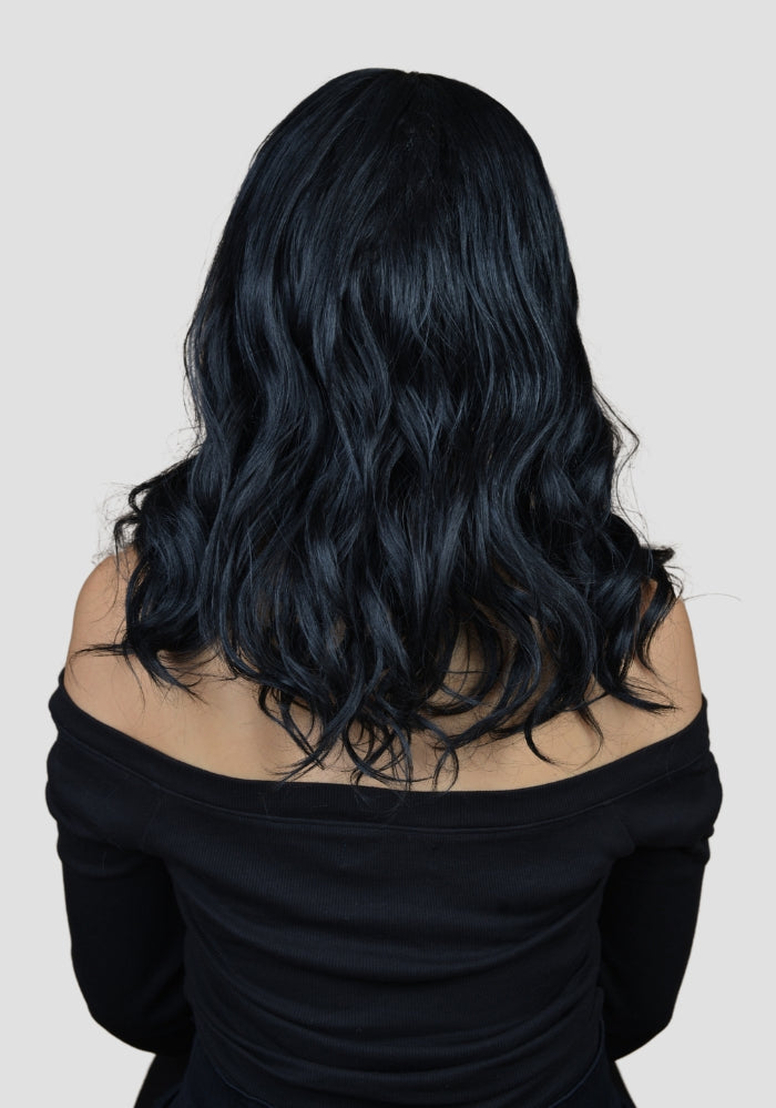 Accomplish: Halflange Pruik