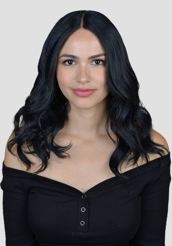 Accomplish: Halflange Pruik