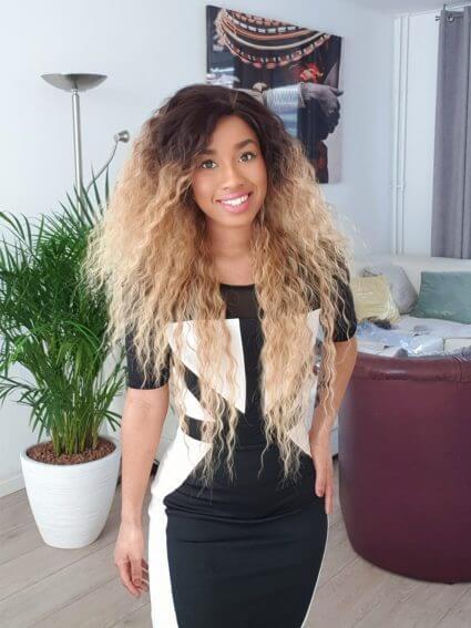 Blossom: Yoncé Curly Wig