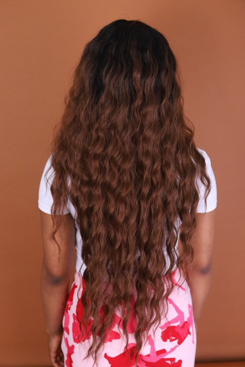 Cleo: Pruik met pony