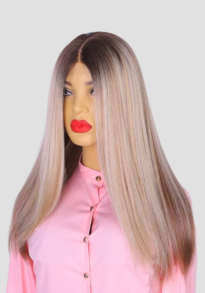 Majesty: Steile Lace Wig