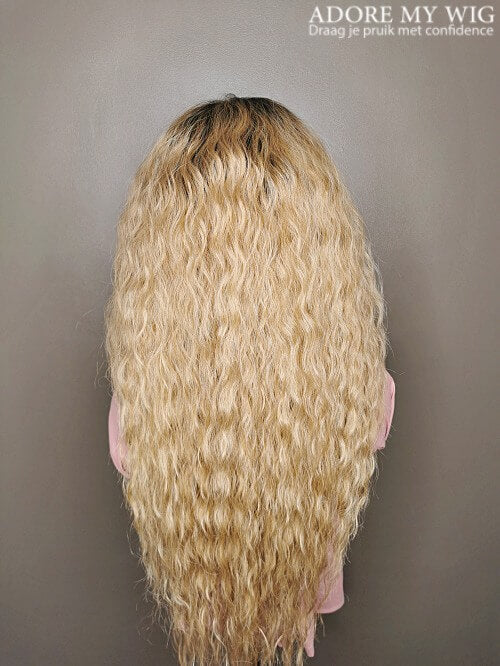 Fierce: Yoncé Curly Wig