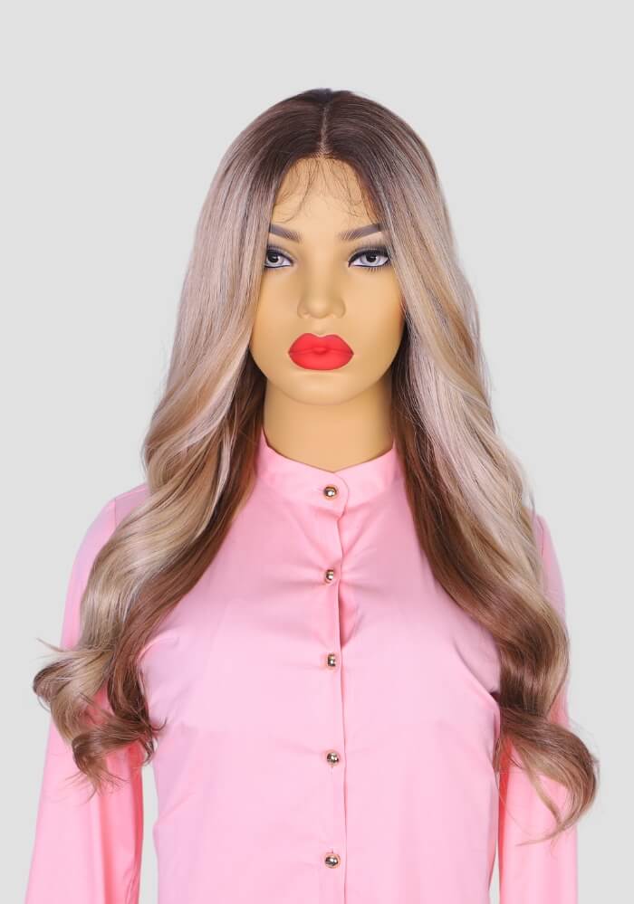 Prestige: Golvend Blonde Pruik