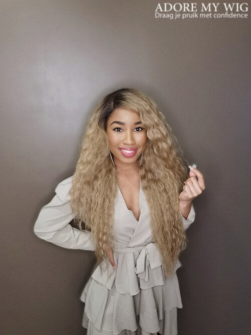 Fierce: Yoncé Curly Wig